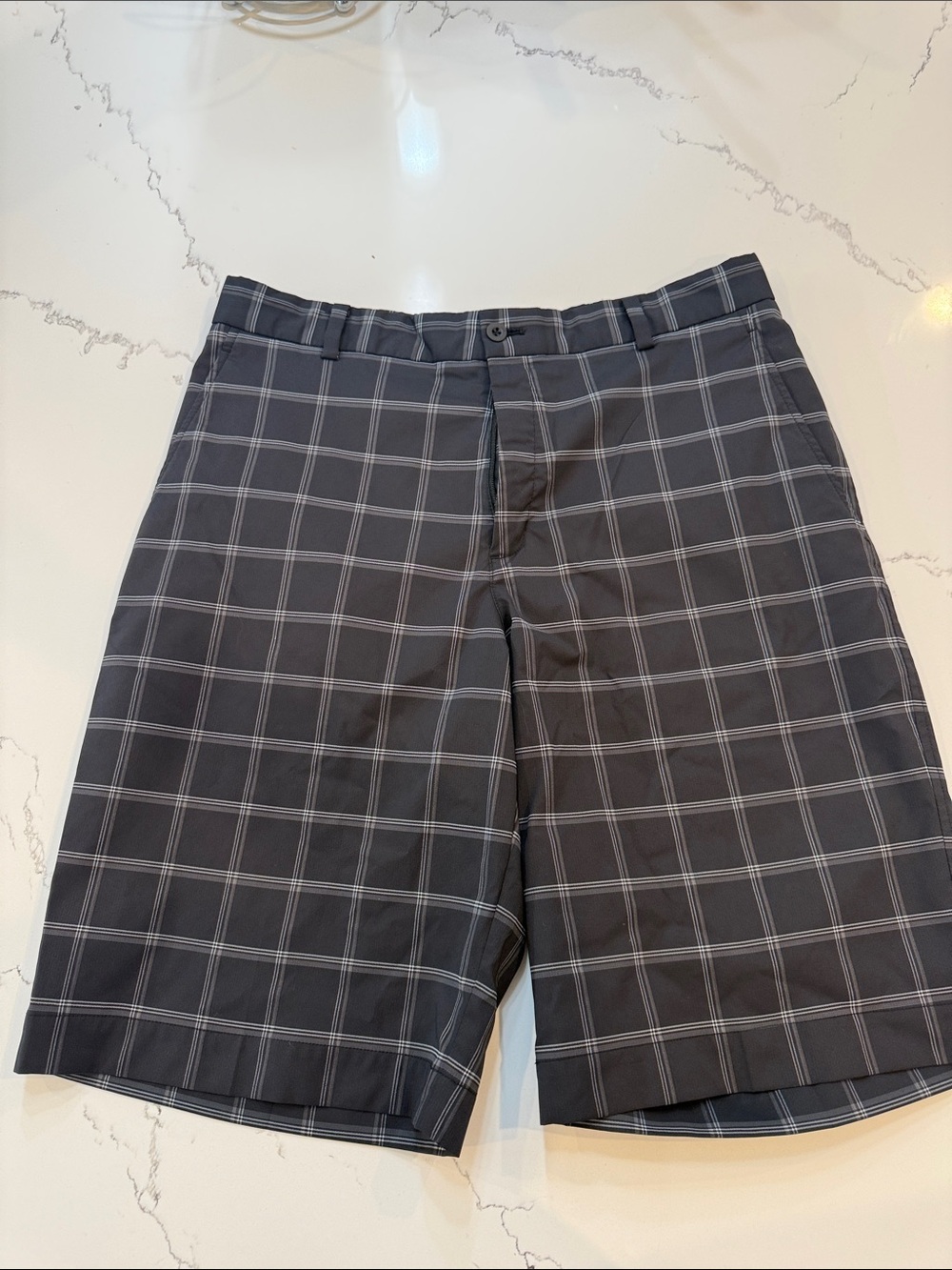 Nike Men's Charcoal Black Windowpane Flat-Front Golf Shorts